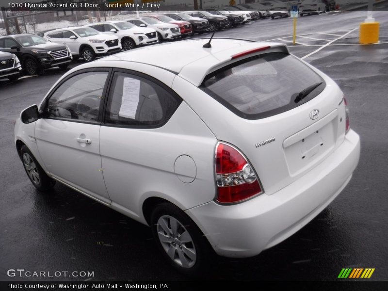 Nordic White / Gray 2010 Hyundai Accent GS 3 Door