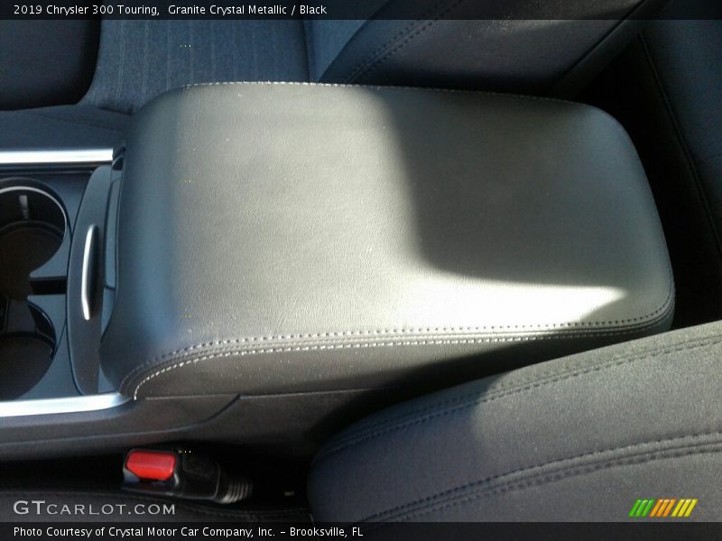 Granite Crystal Metallic / Black 2019 Chrysler 300 Touring