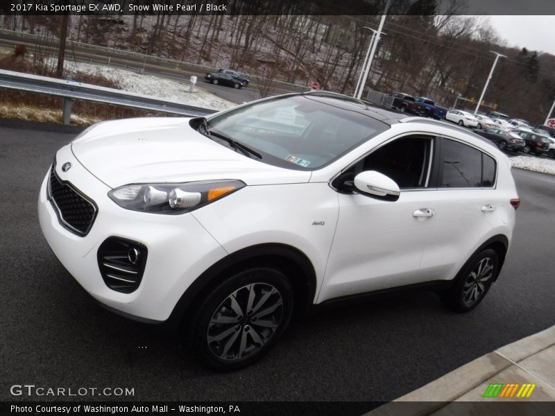 Snow White Pearl / Black 2017 Kia Sportage EX AWD