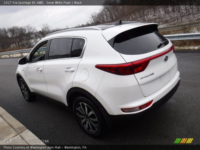 Snow White Pearl / Black 2017 Kia Sportage EX AWD