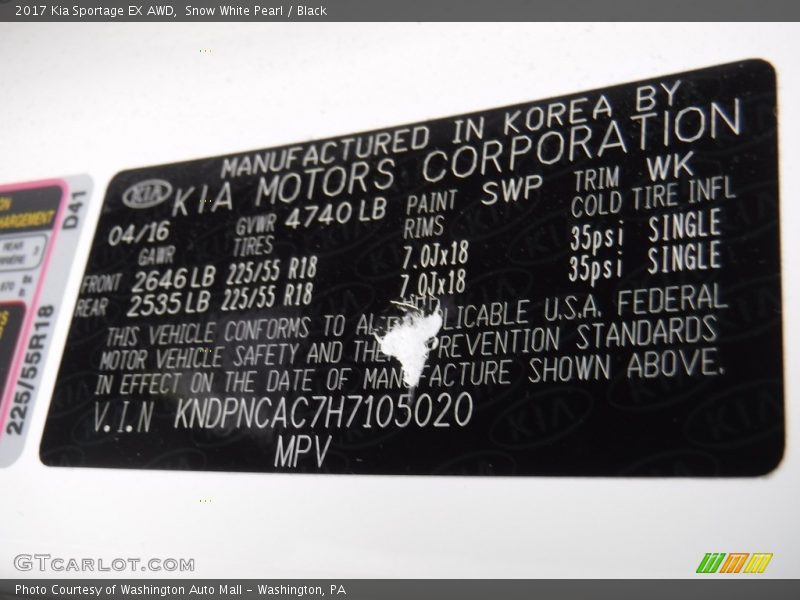 Snow White Pearl / Black 2017 Kia Sportage EX AWD