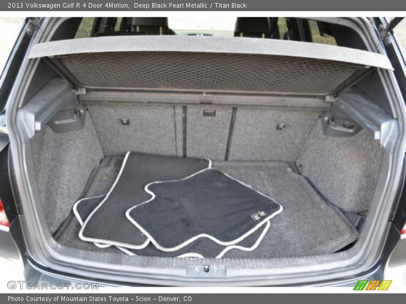 Deep Black Pearl Metallic / Titan Black 2013 Volkswagen Golf R 4 Door 4Motion