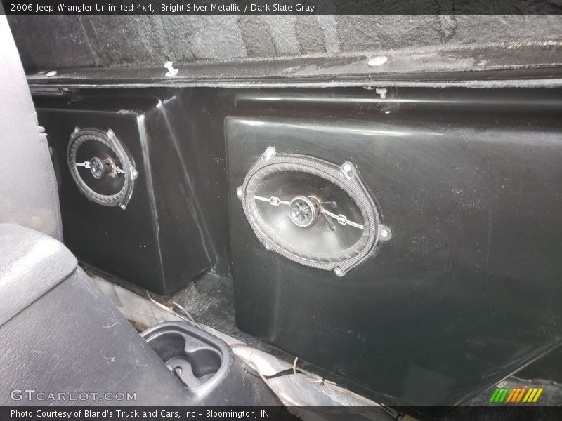 Bright Silver Metallic / Dark Slate Gray 2006 Jeep Wrangler Unlimited 4x4