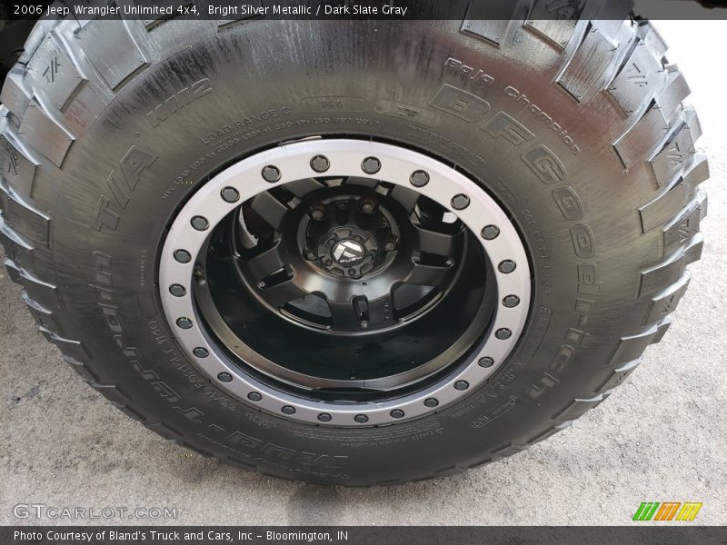 Bright Silver Metallic / Dark Slate Gray 2006 Jeep Wrangler Unlimited 4x4