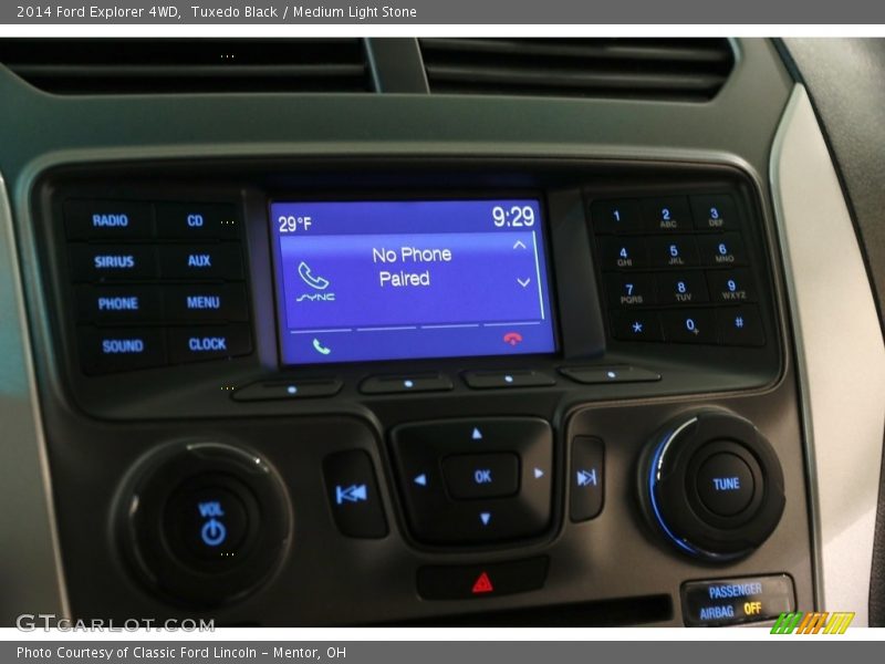 Tuxedo Black / Medium Light Stone 2014 Ford Explorer 4WD