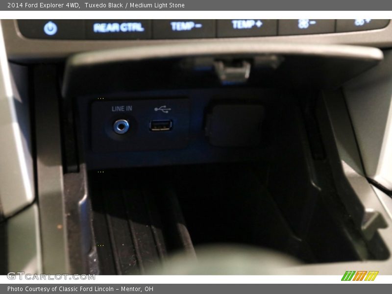 Tuxedo Black / Medium Light Stone 2014 Ford Explorer 4WD