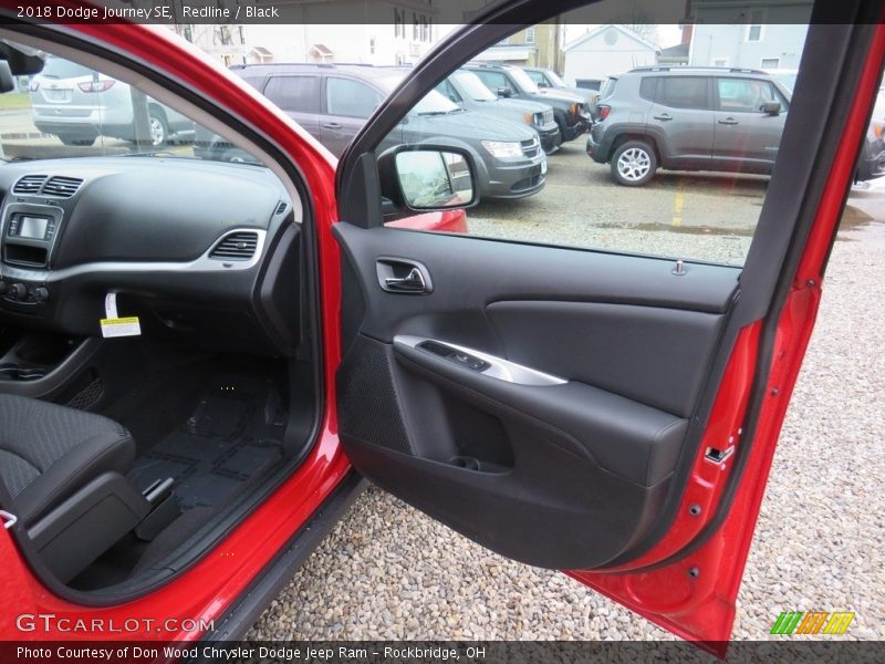 Redline / Black 2018 Dodge Journey SE
