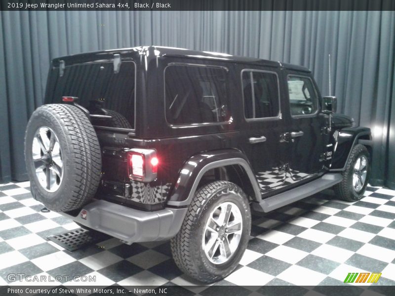 Black / Black 2019 Jeep Wrangler Unlimited Sahara 4x4