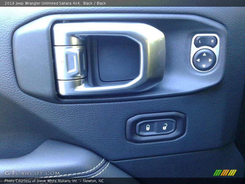 Black / Black 2019 Jeep Wrangler Unlimited Sahara 4x4