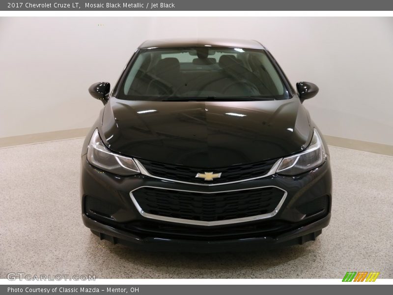 Mosaic Black Metallic / Jet Black 2017 Chevrolet Cruze LT