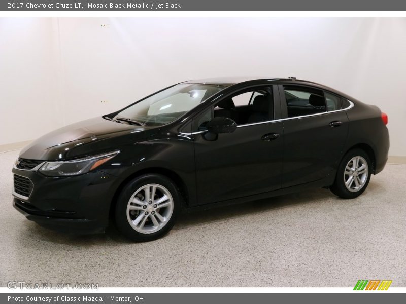Mosaic Black Metallic / Jet Black 2017 Chevrolet Cruze LT