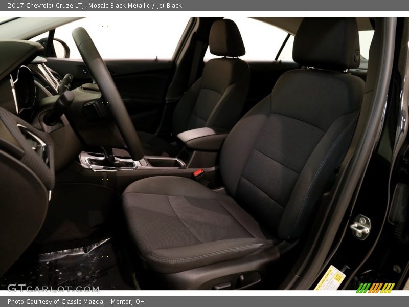 Mosaic Black Metallic / Jet Black 2017 Chevrolet Cruze LT