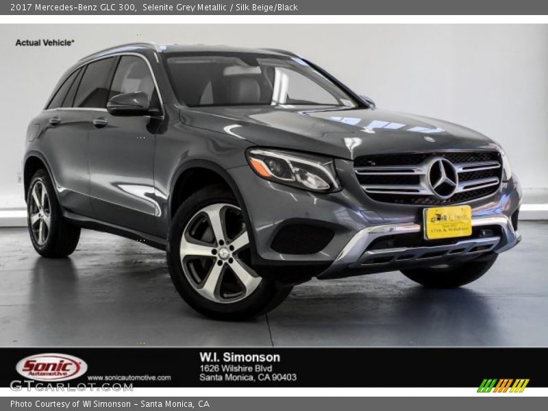 Selenite Grey Metallic / Silk Beige/Black 2017 Mercedes-Benz GLC 300