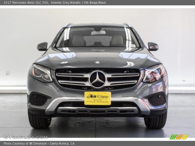 Selenite Grey Metallic / Silk Beige/Black 2017 Mercedes-Benz GLC 300