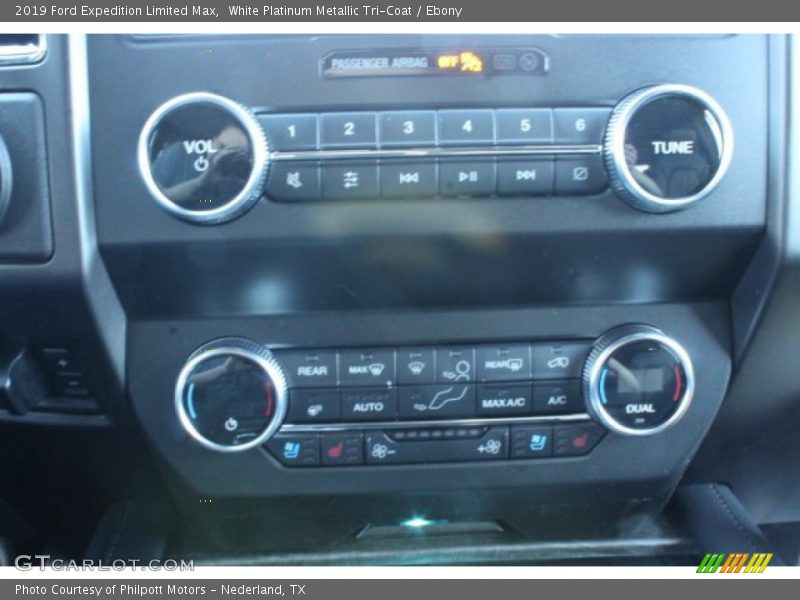 White Platinum Metallic Tri-Coat / Ebony 2019 Ford Expedition Limited Max