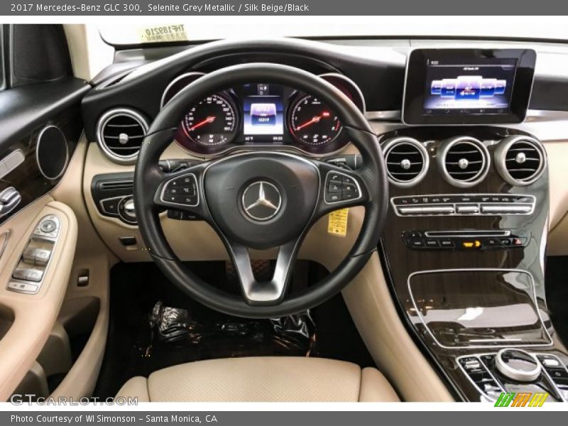 Selenite Grey Metallic / Silk Beige/Black 2017 Mercedes-Benz GLC 300