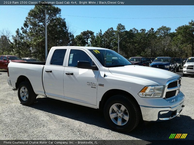 Bright White / Black/Diesel Gray 2019 Ram 1500 Classic Tradesman Quad Cab 4x4