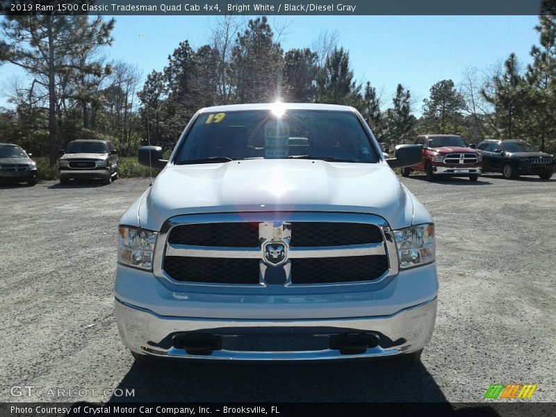 Bright White / Black/Diesel Gray 2019 Ram 1500 Classic Tradesman Quad Cab 4x4