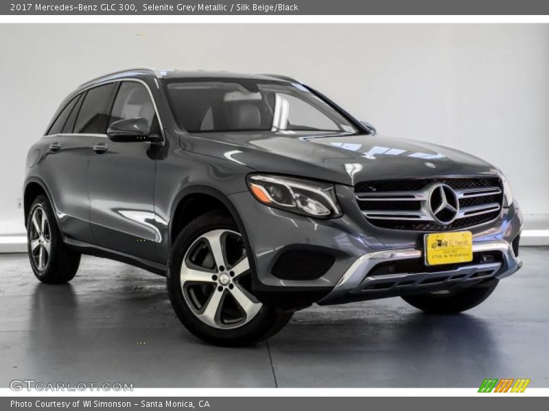 Selenite Grey Metallic / Silk Beige/Black 2017 Mercedes-Benz GLC 300