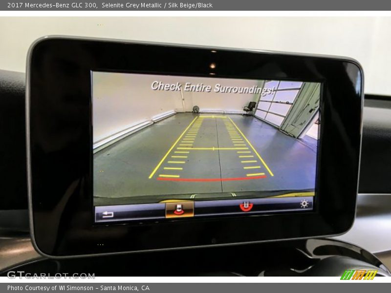 Selenite Grey Metallic / Silk Beige/Black 2017 Mercedes-Benz GLC 300