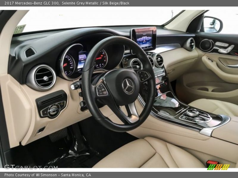 Selenite Grey Metallic / Silk Beige/Black 2017 Mercedes-Benz GLC 300