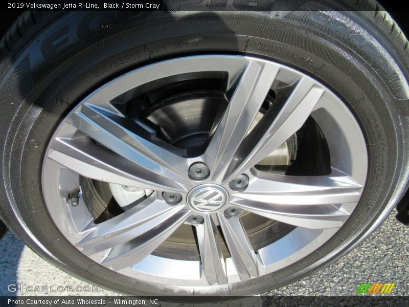 Black / Storm Gray 2019 Volkswagen Jetta R-Line
