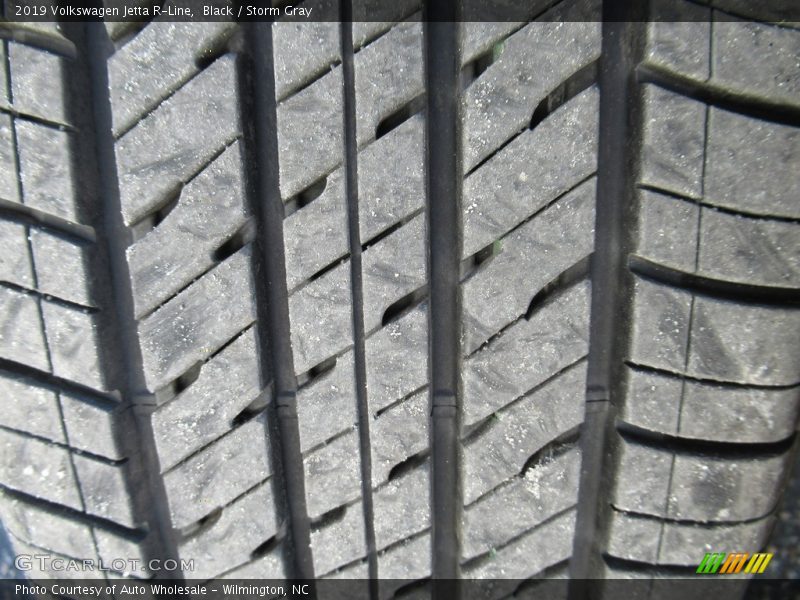Black / Storm Gray 2019 Volkswagen Jetta R-Line