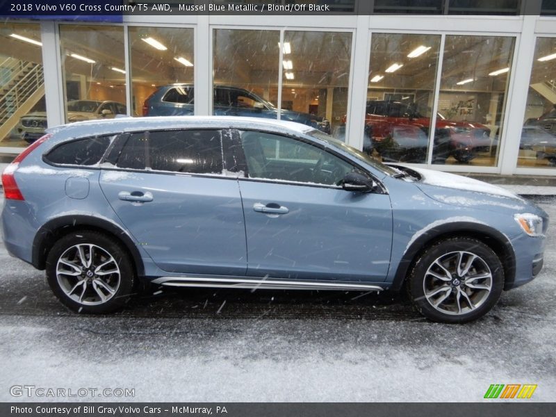 Mussel Blue Metallic / Blond/Off Black 2018 Volvo V60 Cross Country T5 AWD