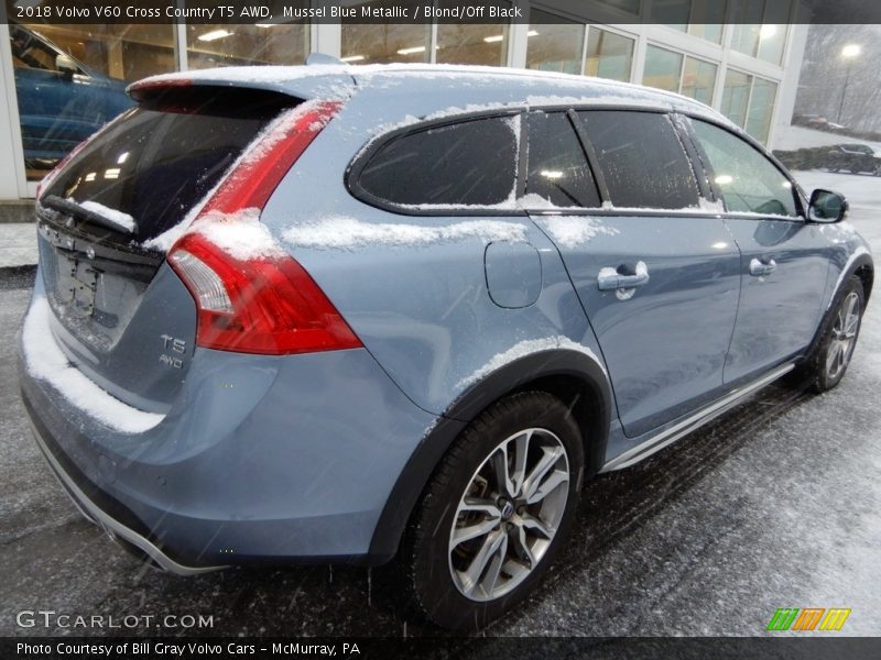Mussel Blue Metallic / Blond/Off Black 2018 Volvo V60 Cross Country T5 AWD