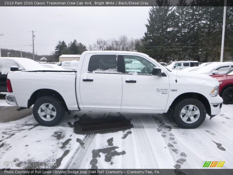 Bright White / Black/Diesel Gray 2019 Ram 1500 Classic Tradesman Crew Cab 4x4