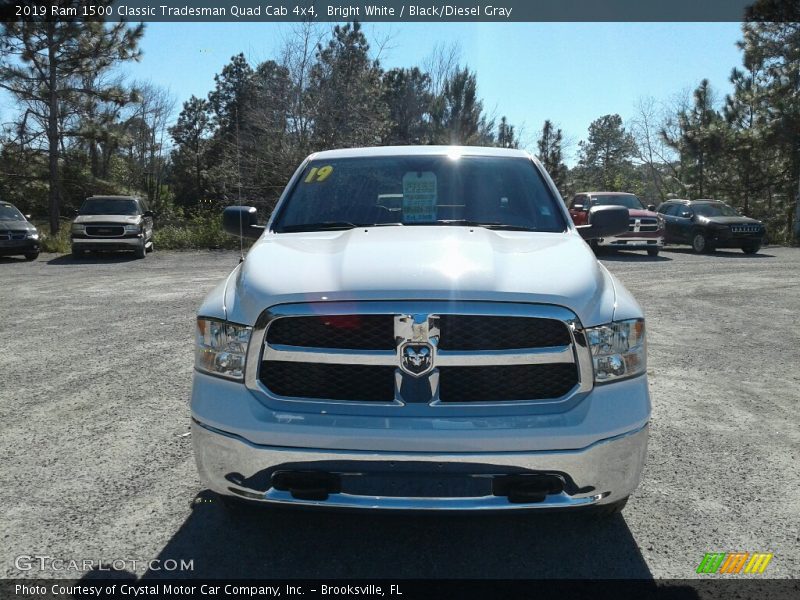 Bright White / Black/Diesel Gray 2019 Ram 1500 Classic Tradesman Quad Cab 4x4