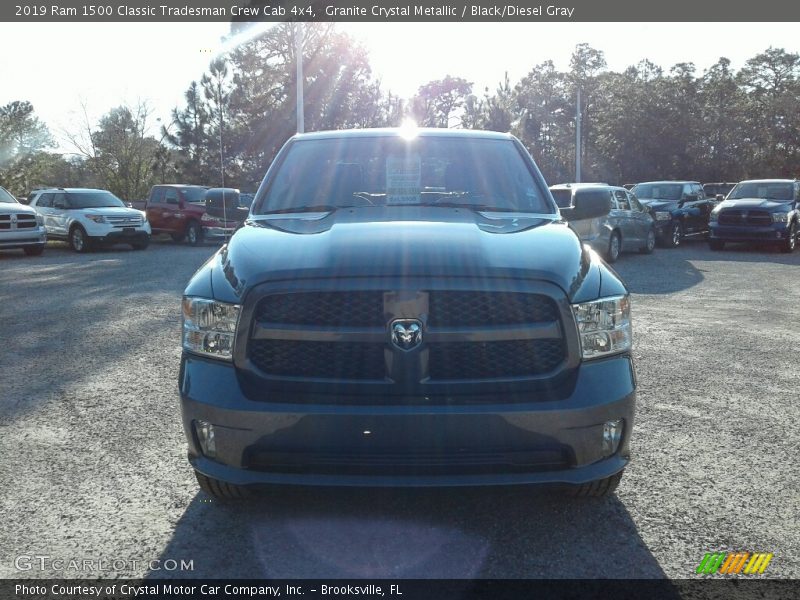 Granite Crystal Metallic / Black/Diesel Gray 2019 Ram 1500 Classic Tradesman Crew Cab 4x4