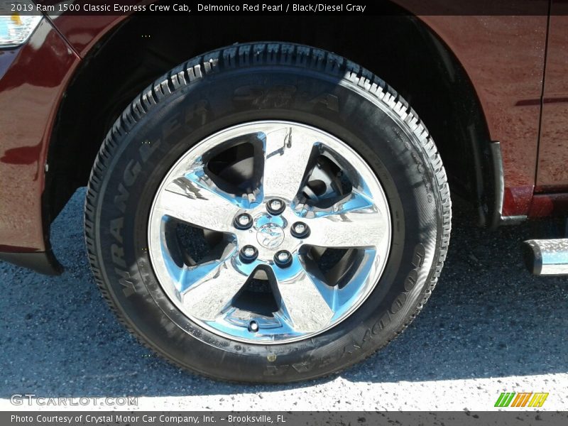 Delmonico Red Pearl / Black/Diesel Gray 2019 Ram 1500 Classic Express Crew Cab