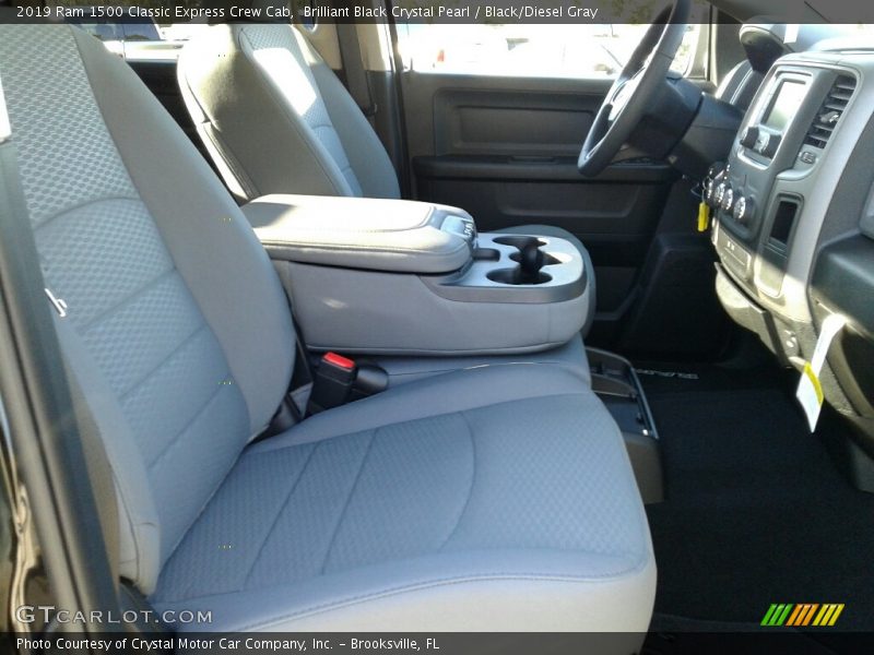 Brilliant Black Crystal Pearl / Black/Diesel Gray 2019 Ram 1500 Classic Express Crew Cab