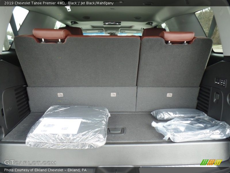  2019 Tahoe Premier 4WD Trunk