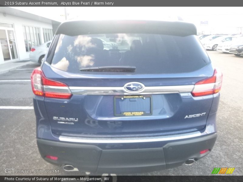 Abyss Blue Pearl / Warm Ivory 2019 Subaru Ascent Premium