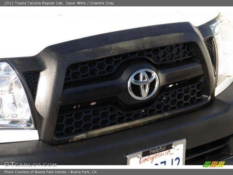 Super White / Graphite Gray 2011 Toyota Tacoma Regular Cab