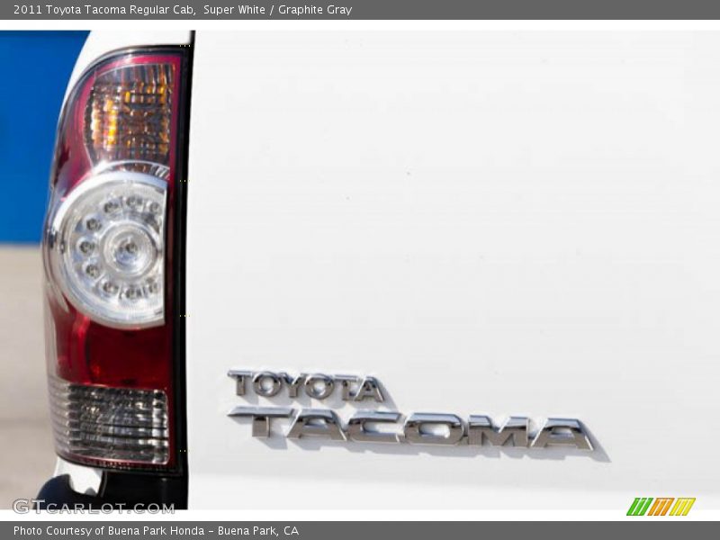 Super White / Graphite Gray 2011 Toyota Tacoma Regular Cab