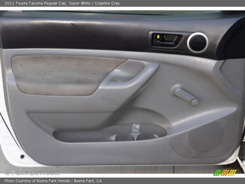Super White / Graphite Gray 2011 Toyota Tacoma Regular Cab