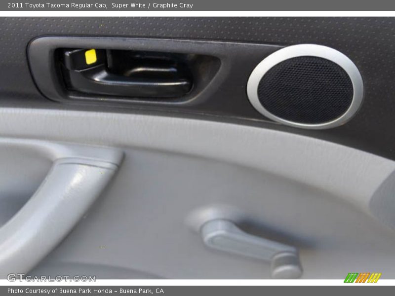 Super White / Graphite Gray 2011 Toyota Tacoma Regular Cab