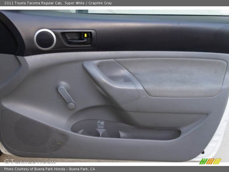 Super White / Graphite Gray 2011 Toyota Tacoma Regular Cab