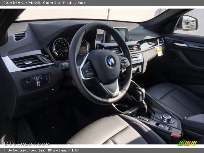 Glacier Silver Metallic / Black 2019 BMW X1 sDrive28i