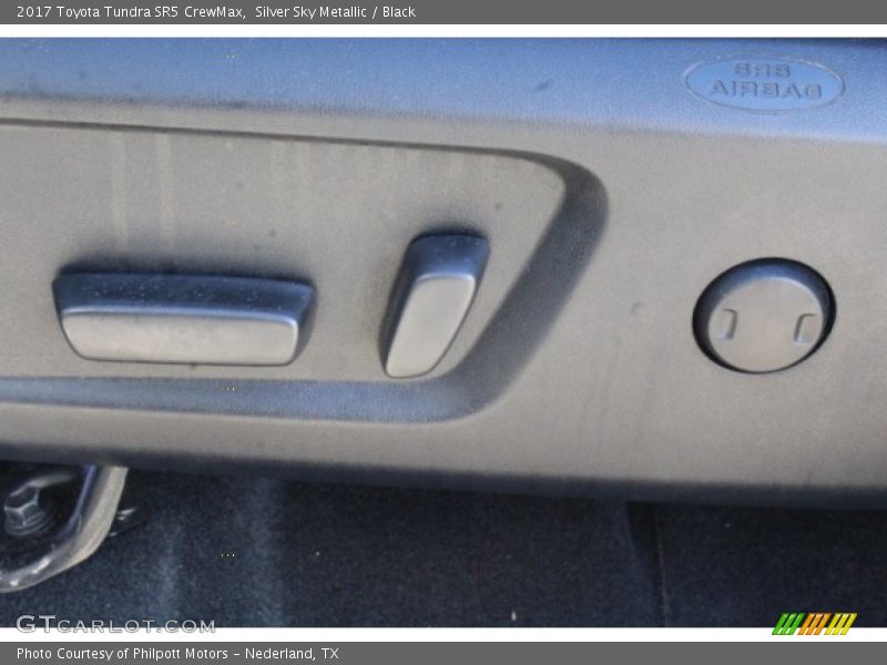 Silver Sky Metallic / Black 2017 Toyota Tundra SR5 CrewMax