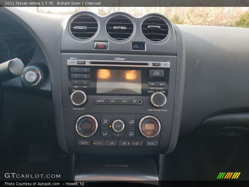 Brilliant Silver / Charcoal 2011 Nissan Altima 3.5 SR
