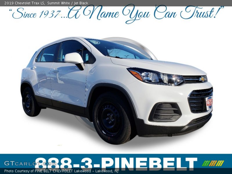 Summit White / Jet Black 2019 Chevrolet Trax LS