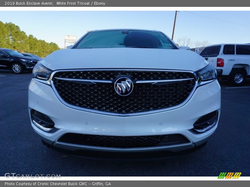 White Frost Tricoat / Ebony 2019 Buick Enclave Avenir