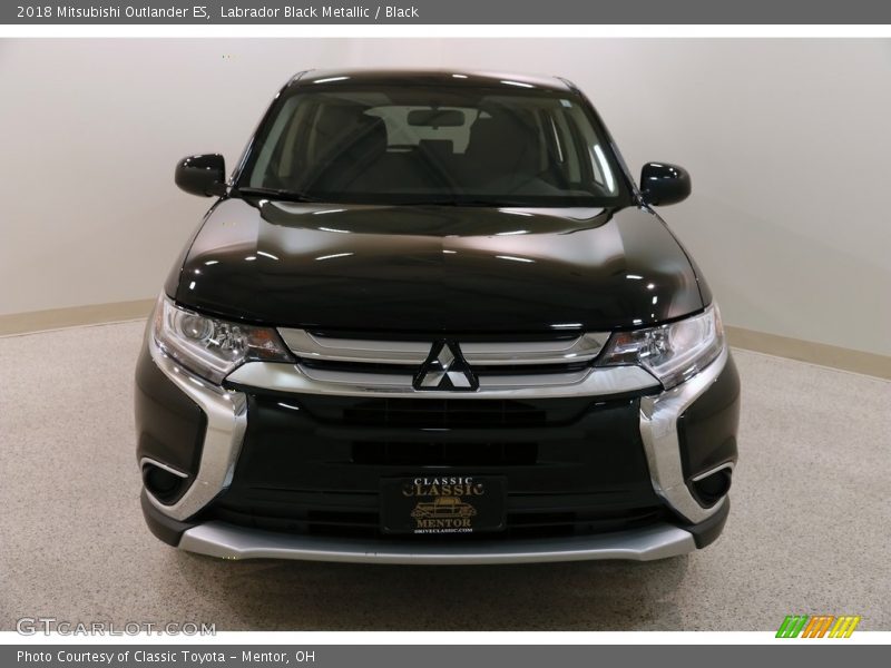 Labrador Black Metallic / Black 2018 Mitsubishi Outlander ES
