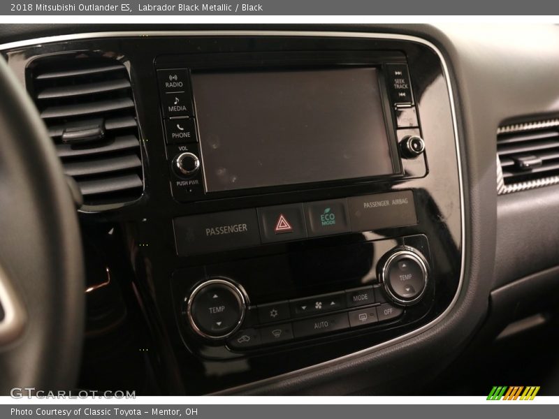 Controls of 2018 Outlander ES