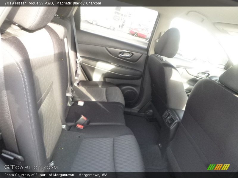 Magnetic Black / Charcoal 2019 Nissan Rogue SV AWD