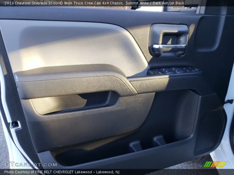 Summit White / Dark Ash/Jet Black 2019 Chevrolet Silverado 3500HD Work Truck Crew Cab 4x4 Chassis